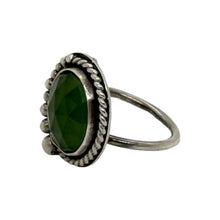 Load image into Gallery viewer, Serpentine Oval Gemstone Ring